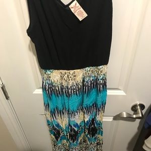 Maxi Dress Slit to the Knee on both sides, NWOT